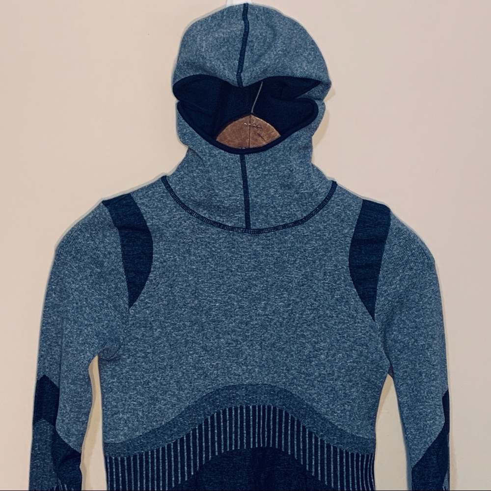 Grace XS/S Long-sleeve Scuba Athletic Shirt